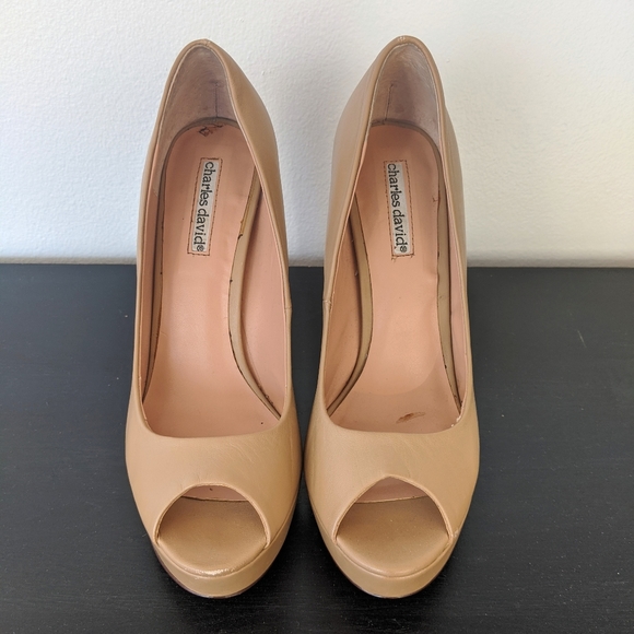 Charles David Tan Platform Heels - Picture 2 of 4